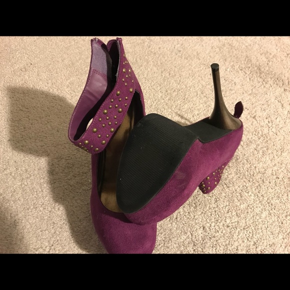 Purple and gold heels - Picture 2 of 2